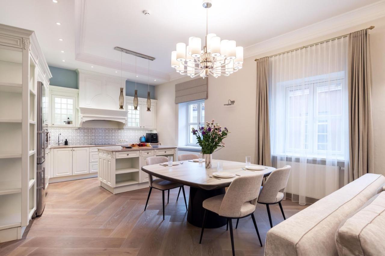 Luxury 2bdr Heart Of Old Town Vilna