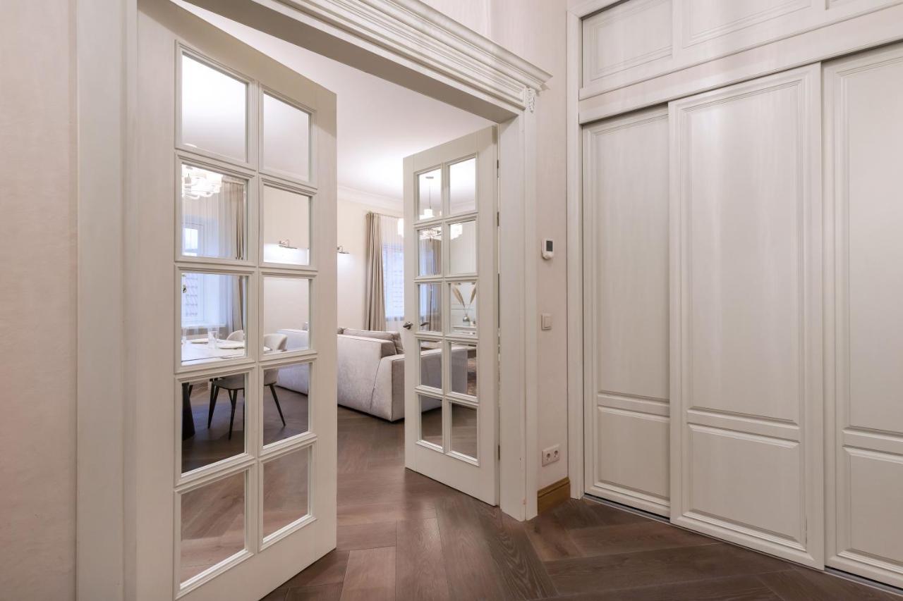 Luxury 2bdr Heart Of Old Town