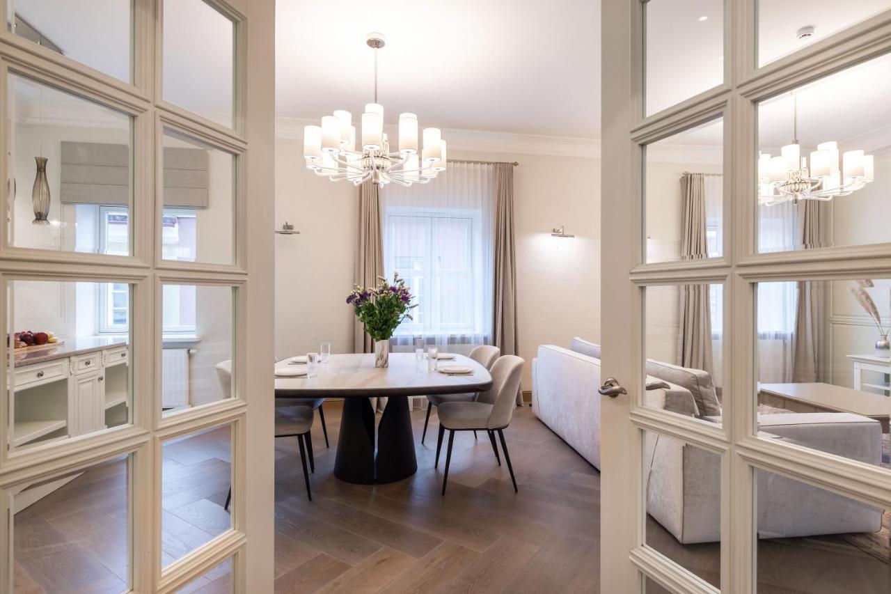 Luxury 2bdr Heart Of Old Town